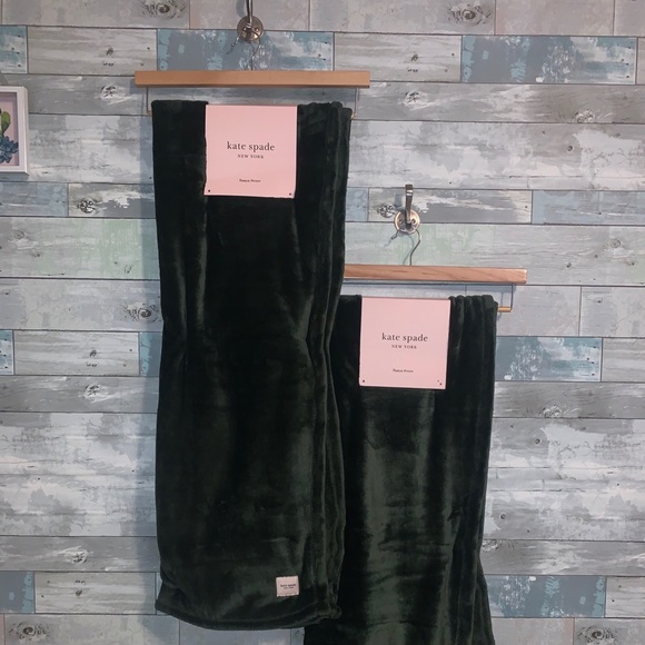 Kate Spade Blanket - Picture 1 of 1